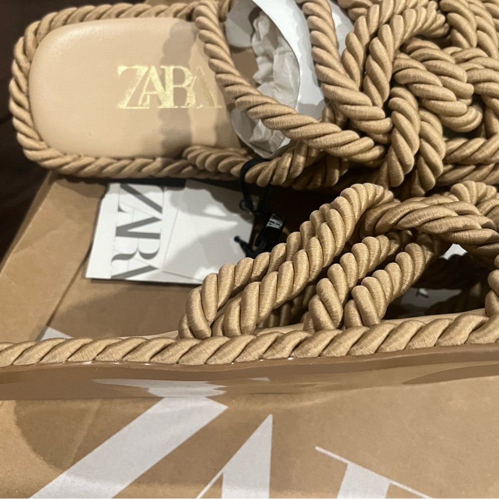 Zara *Brand New* Rope Sandal - Picture 3 of 4